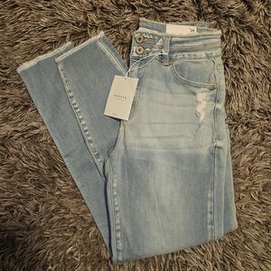 NWT | KANCAN Double Button Light High Rise Distressed Skinny Jeans | Size 9/28